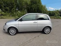 Usata Lancia Ypsilon 69 CV (50 kW) 2011 Grigio Utilitaria