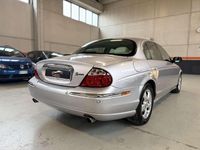 Usata Jaguar S-Type Executive 238 CV (175 kW) 2000 Argento Berlina