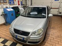 Usata VW Polo Comfortline 69 CV (50 kW) 2006 Grigio Berlina