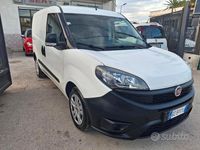 Usata Fiat Doblò 105 CV (77 kW) 2020 Bianco Monovolume