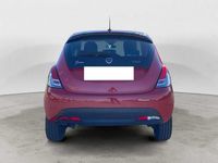 Usata Lancia Ypsilon Silver 70 CV (51 kW) 2023 Rosso Utilitaria