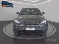 Usata Land Rover Range Rover evoque R-Dynamic 163 CV (119 kW) 2022 Nero mito metalizzato SUV