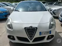 Usata Alfa Romeo Giulietta Distinctive 170 CV (125 kW) 2010 Bianco Utilitaria