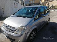 Usata Opel Meriva 101 CV (74 kW) 2005 Grigio Monovolume