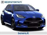 Nuova Toyota Yaris Hybrid Lounge 131 CV (96 kW) 2026 Blu Berlina