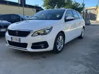 Usata Peugeot 308 SW Active 131 CV (96 kW) 2021 Other Station wagon