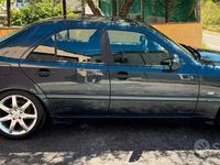 Usata Mercedes C180 Classic 122 CV (89 kW) 1997 Blu/azzurro Berlina