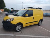 Usata Fiat Doblò 95 CV (69 kW) 2018 Giallo Monovolume