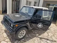 Usata Suzuki Samurai 45 CV (33 kW) 1988 Nero SUV