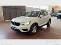 Usata Volvo XC40 Core 129 CV (94 kW) 2022 Bianco SUV