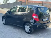 Usata Mercedes A160 Avantgarde 95 CV (69 kW) 2011 Nero Utilitaria