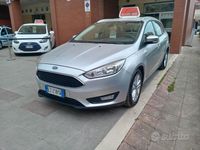 Usata Ford Focus 120 CV (88 kW) 2015 Grigio Station wagon