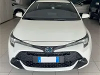 Usata Toyota Corolla Active 98 CV (72 kW) 2023 Bianco Station wagon