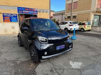 Usata Smart ForTwo Electric Drive Prime 60 kW (82 CV) 2022 Blu Cabrio