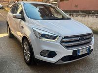 Usata Ford Kuga S 120 CV (88 kW) 2019 Bianco SUV