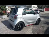Usata Smart ForTwo Coupé 41 kW (56 CV) 2020 Argento Utilitaria