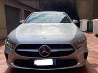 Usata Mercedes A180 116 CV (85 kW) 2018 Grigio Berlina