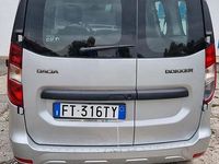 Usata Dacia Dokker 95 CV (69 kW) 2018 Grigio Monovolume