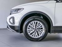 Usata VW T-Roc Life 110 CV (80 kW) 2024 Pure white nero SUV