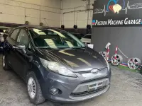Usado Ford Fiesta 82 CV (60 kW) 2009 Gris Berlina