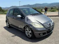 Usata Mercedes A180 Avantgarde 109 CV (80 kW) 2009 Grigio Utilitaria