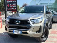 Usata Toyota HiLux Comfort 204 CV (150 kW) 2025 Marrone Pick-up