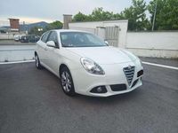 Usata Alfa Romeo Giulietta Progression 105 CV (77 kW) 2014 Bianco Utilitaria