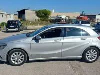 Usata Mercedes A160 90 CV (66 kW) 2016 Argento Utilitaria