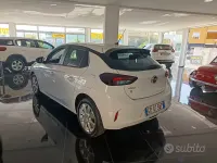 Usata Opel Corsa 102 CV (75 kW) 2023 Bianco Utilitaria