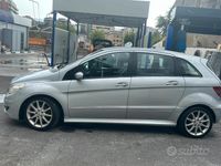 Usata Mercedes B200 2006 Grigio Monovolume
