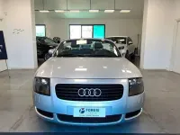 Usata Audi TT Roadster Comfort 225 CV (165 kW) 2000 Argento Cabrio