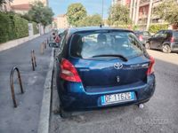 Usata Toyota Yaris 87 CV (63 kW) 2007 Blu Berlina