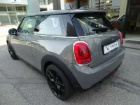 Usata Mini ONE 75 CV (55 kW) 2019 Grigio Utilitaria
