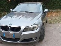 Usata BMW 318 143 CV (105 kW) 2009 Grigio Station wagon