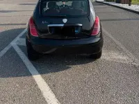 Usata Lancia Ypsilon 69 CV (50 kW) 2004 Nero Utilitaria