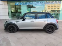 Usata Mini Cooper Business 136 CV (100 kW) 2023 Grigio metallizzato Utilitaria