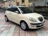 Usata Lancia Ypsilon 70 CV (51 kW) 2004 Beige Utilitaria
