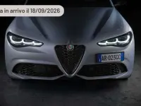 Neu Alfa Romeo Giulia Sprint 209 PS (153 kW) 2025 Silber Limousine