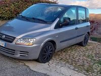 Usata Fiat Multipla 116 CV (85 kW) 2005 Grigio Monovolume