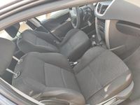 usata Peugeot 207 1.6 HDi 90CV 5p