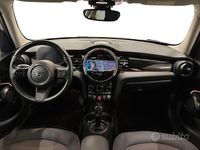 Begagnad Mini Cooper 136 HK (100 kW) 2023 Vit Halvkombi