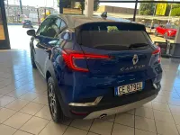 Usata Renault Captur Intens 140 CV (102 kW) 2021 Blu/azzurro SUV