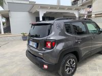 Usata Jeep Renegade 120 CV (88 kW) 2019 Grigio SUV