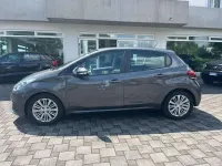 Usata Peugeot 208 Allure 75 CV (55 kW) 2018 Grigio Utilitaria