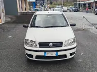 Usata Fiat Punto Dynamic 69 CV (50 kW) 2005 Bianco Utilitaria