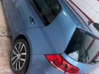 Usata VW Golf VII 110 CV (80 kW) 2016 Blu Utilitaria