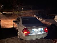 Usata Mercedes C220 Elegance 143 CV (105 kW) 2003 Grigio Berlina