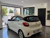 Usata Hyundai i10 67 CV (49 kW) 2023 Bianco Utilitaria