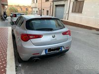 Usata Alfa Romeo Giulietta 105 CV (77 kW) 2014 Grigio Berlina