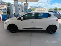 Usata Renault Clio IV 75 CV (55 kW) 2015 Beige Berlina